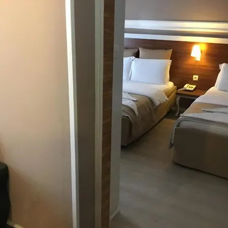 Akman 2* Κουσάντασι