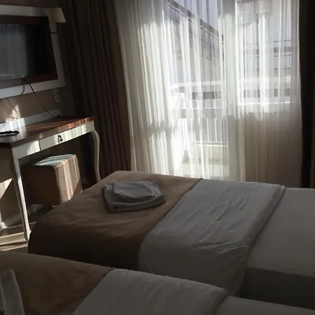 Akman Aparthotel 2*